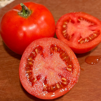 Thumbnail for Matina Tomato, German Heirloom, Sets fruit early