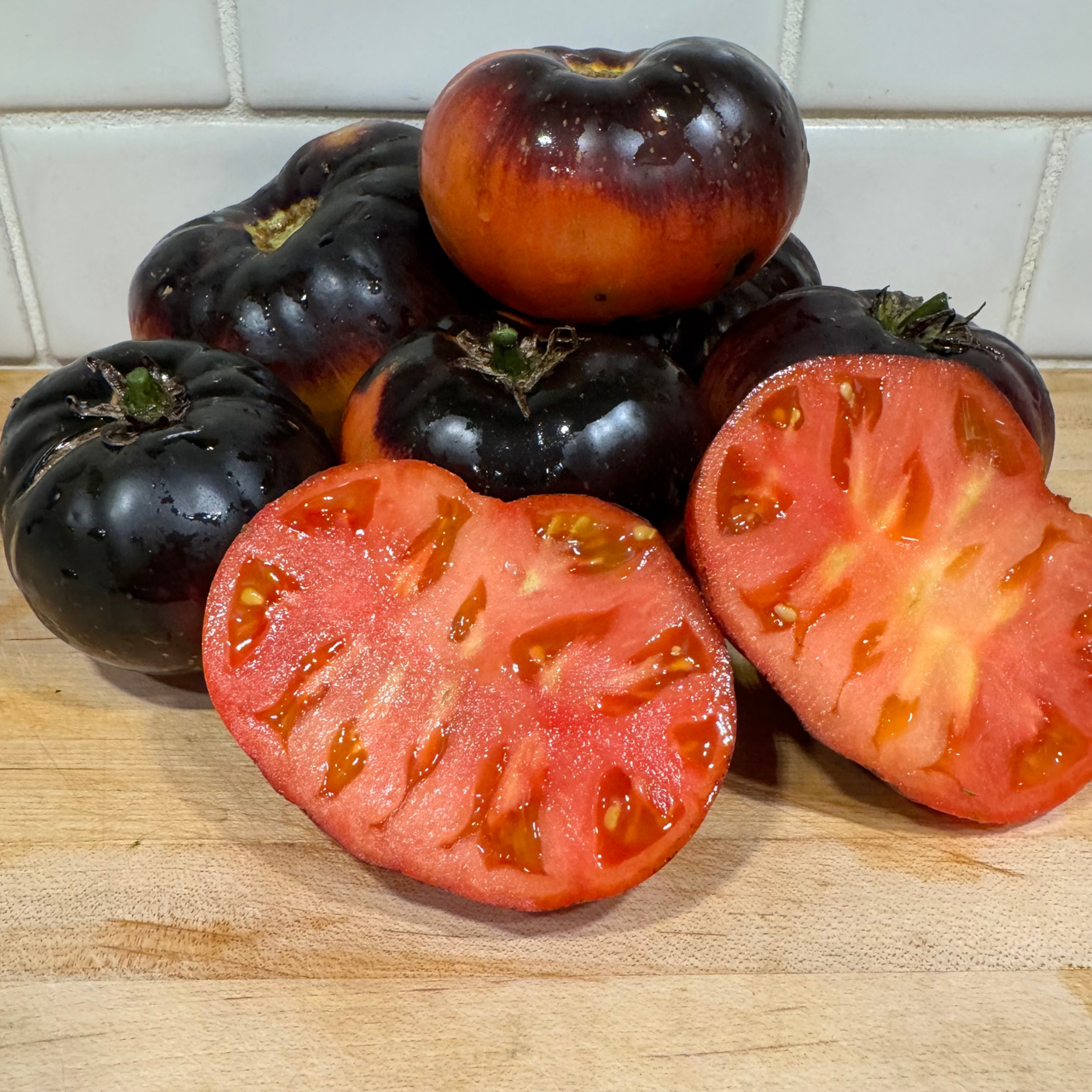 Dark Galaxy Tomato, Modern Tomato, Origin USA